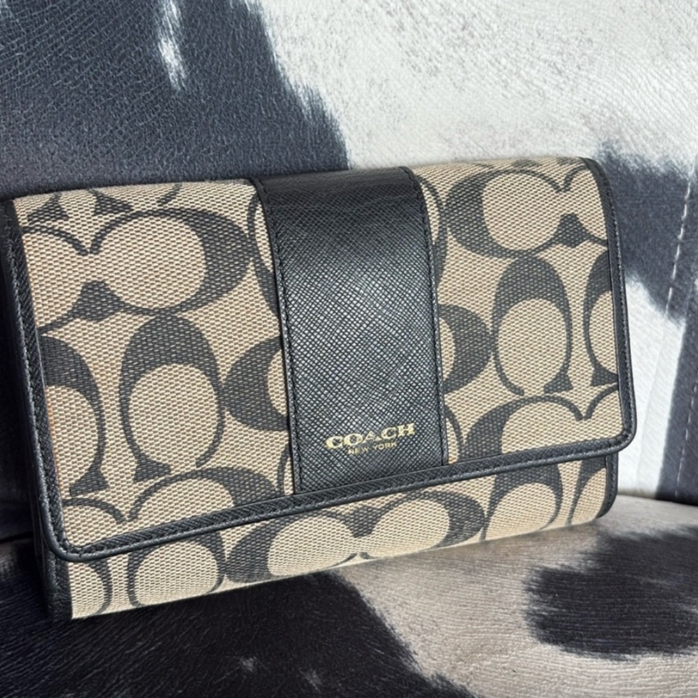 Coach Black Canvas Signature Wallet